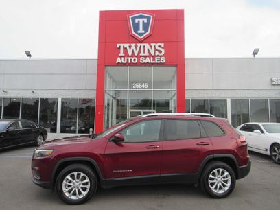 Used 2021 Jeep Cherokee Latitude w/ Mopar Interior Package