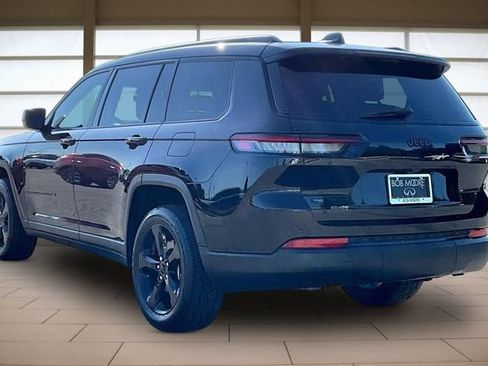 Used 2022 Jeep Grand Cherokee L Laredo AWD/4WD image 12