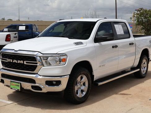 Used 2024 RAM 1500 Big Horn AWD/4WD image 3