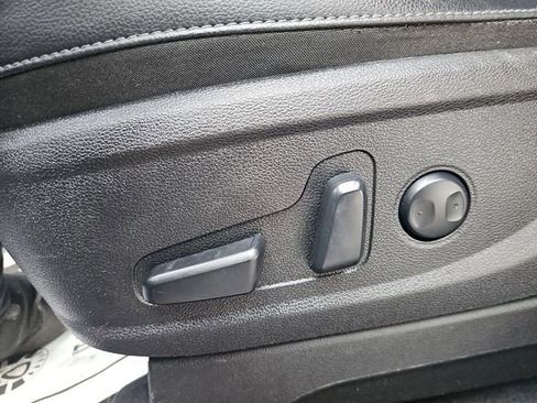 Used 2023 Kia Telluride EX X-Line image 18