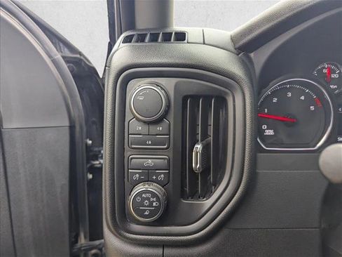 Used 2023 Chevrolet Silverado 2500 Custom w/ Custom Value Package image 11