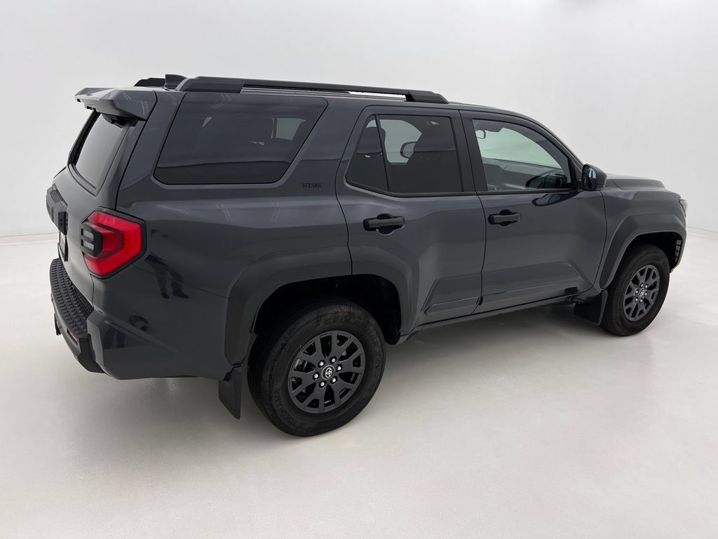 Used 2025 Toyota 4Runner SR5 AWD/4WD image 6