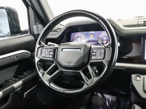 Used 2021 Land Rover Defender 110 X-Dynamic HSE AWD/4WD image 16
