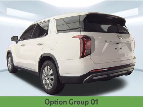 Used 2023 Hyundai Palisade SEL FWD image 4
