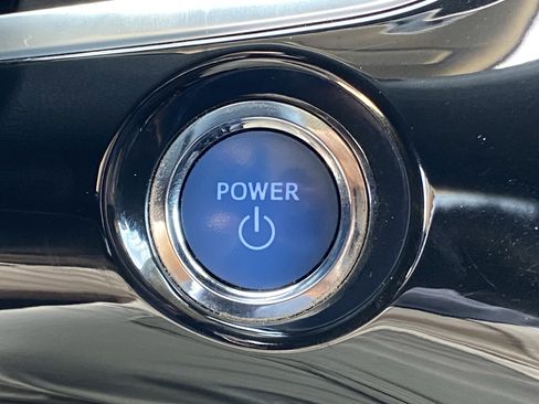 Certified 2022 Toyota Prius Prime XLE image 24