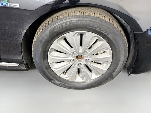 Used 2016 Hyundai Sonata SE FWD image 32