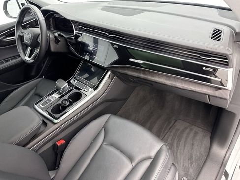 Used 2023 Audi Q8 Premium Plus image 16