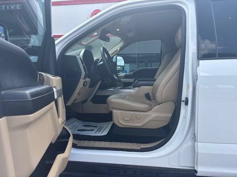 Used 2020 Ford F250 Lariat w/ Lariat Ultimate Package AWD/4WD image 13