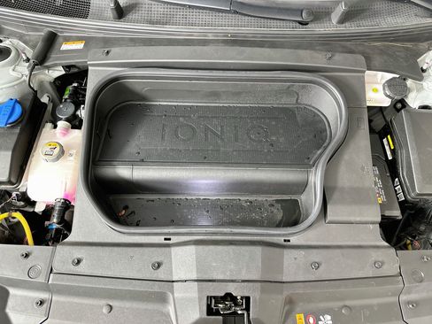 Used 2024 Hyundai Ioniq 6 SEL RWD image 33