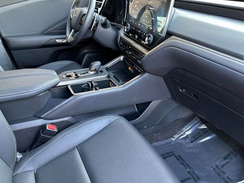 Used 2024 Lexus TX 350 FWD image 17