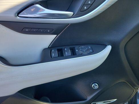 New 2026 Buick Envision Avenir image 18