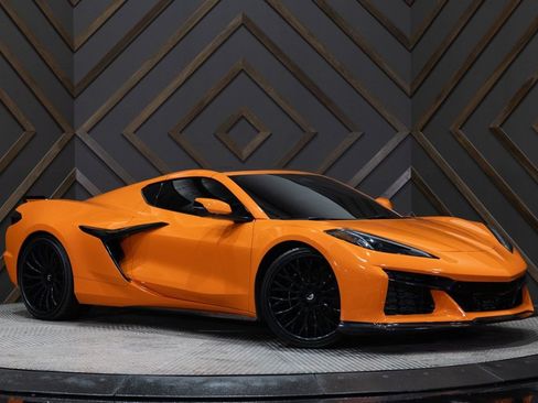 Used 2024 Chevrolet Corvette Z06 image 39