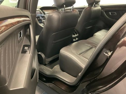 Used 2013 Ford Taurus Limited AWD/4WD image 21