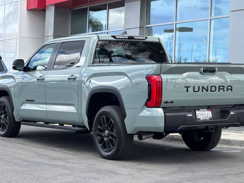 Certified 2025 Toyota Tundra Limited AWD/4WD image 8