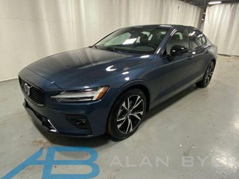 Used 2025 Volvo S60 B5 Plus AWD/4WD image 1