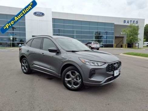 Used 2023 Ford Escape ST-Line image 22