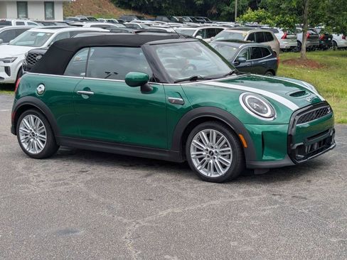 Used 2024 MINI Cooper S FWD image 8