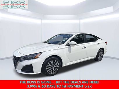 Used 2023 Nissan Altima 2.5 SV