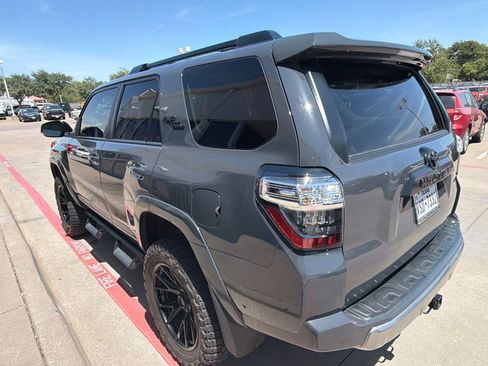 Used 2024 Toyota 4Runner TRD Off-Road AWD/4WD image 7