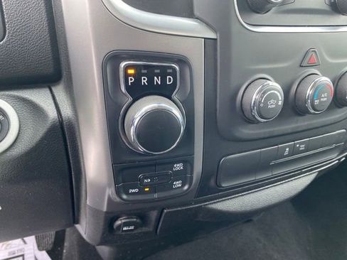 Used 2022 RAM 1500 Classic SLT image 11