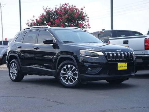 Used 2020 Jeep Cherokee Latitude Plus FWD image 2
