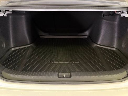 Used 2023 Honda Accord EX image 15