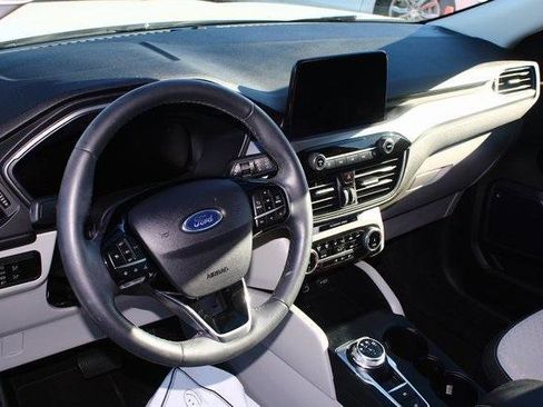 Used 2024 Ford Escape Active image 3