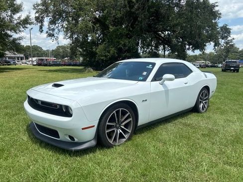 Used 2023 Dodge Challenger R/T RWD image 8