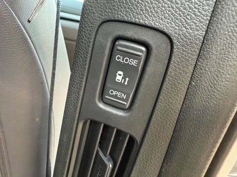 Used 2018 Honda Odyssey Touring image 20