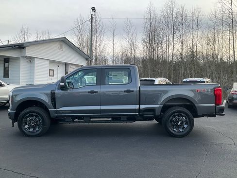 New 2026 Ford F250 XL w/ STX Appearance Package AWD/4WD image 8