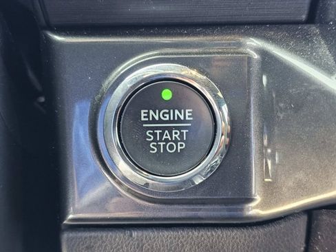 Used 2022 Ford F150 XLT w/ Equipment Group 302A High AWD/4WD image 25
