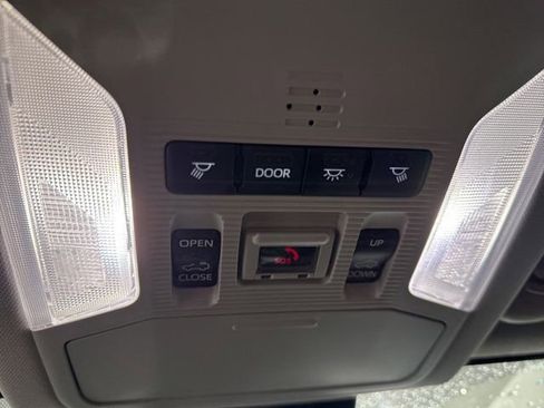 Used 2023 Toyota RAV4 XLE image 28