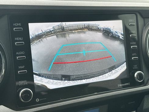 Used 2021 Toyota Tacoma TRD Off-Road w/ Technology Package image 22