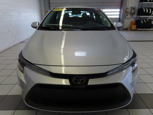 Used 2024 Toyota Corolla LE image 18