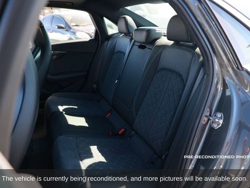 Used 2022 Audi S4 Premium Plus w/ Premium Plus Package image 12