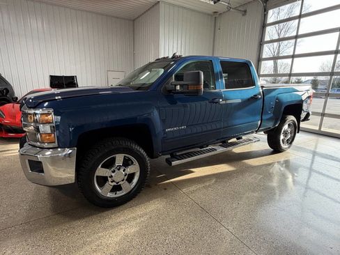 Used 2015 Chevrolet Silverado 2500 LT w/ LT Convenience Package image 13