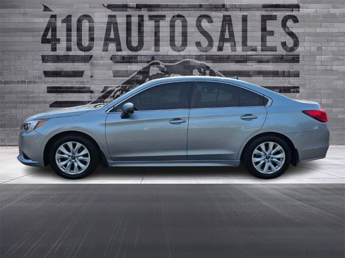 Used 2017 Subaru Legacy 2.5i Premium AWD/4WD image 7