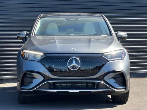 Used 2023 Mercedes-Benz EQE 350+ SUV w/ AMG Line Exterior Package image 12