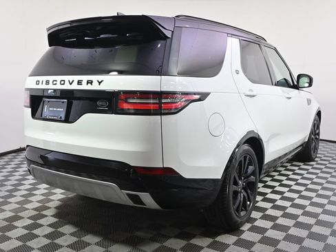 Used 2020 Land Rover Discovery Landmark AWD/4WD image 6