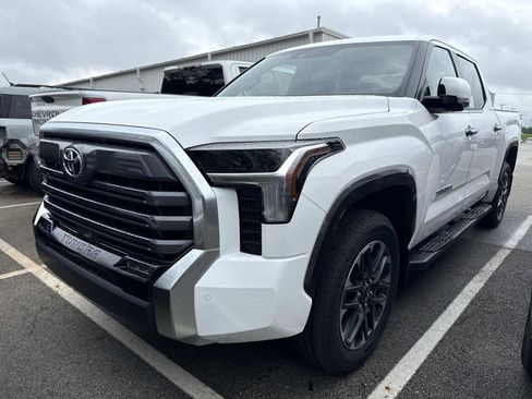New 2026 Toyota Tundra Limited AWD/4WD image 2