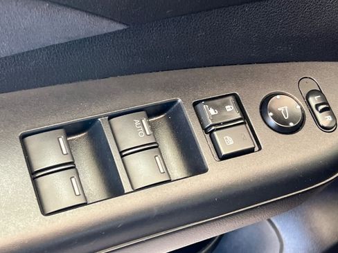 Used 2012 Honda CR-V EX image 13