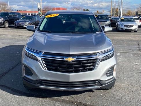 Certified 2024 Chevrolet Equinox LT image 2