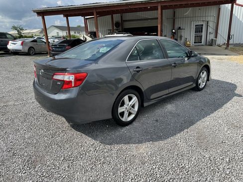 Used 2013 Toyota Camry SE FWD image 5
