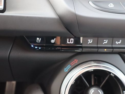 Used 2022 Chevrolet Camaro ZL1 RWD image 17