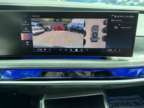 Used 2023 BMW 740i w/ Parking Assistance Package RWD image 26
