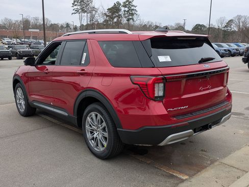 New 2026 Ford Explorer Platinum image 5