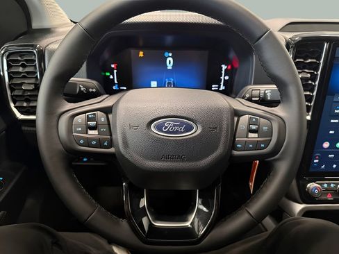 New 2026 Ford Ranger XLT w/ Equipment Group 301A High AWD/4WD image 18