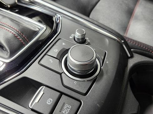 Used 2021 MAZDA CX-5 Carbon Edition image 11