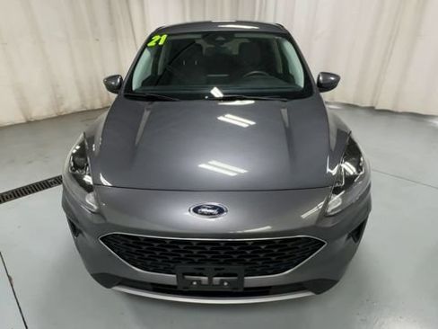Used 2021 Ford Escape SE AWD/4WD image 3