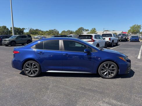 Used 2021 Toyota Corolla SE w/ SE Premium Package image 8